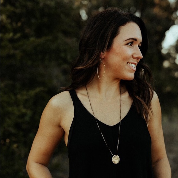 Meet your Posher, Kristin - Picture 1 of 1